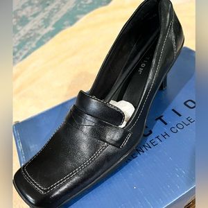 Kenneth Cole heels, black leather 6